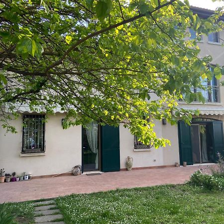 דסנזאנו דל גארדה Monte Maino Bed & Breakfast מראה חיצוני תמונה